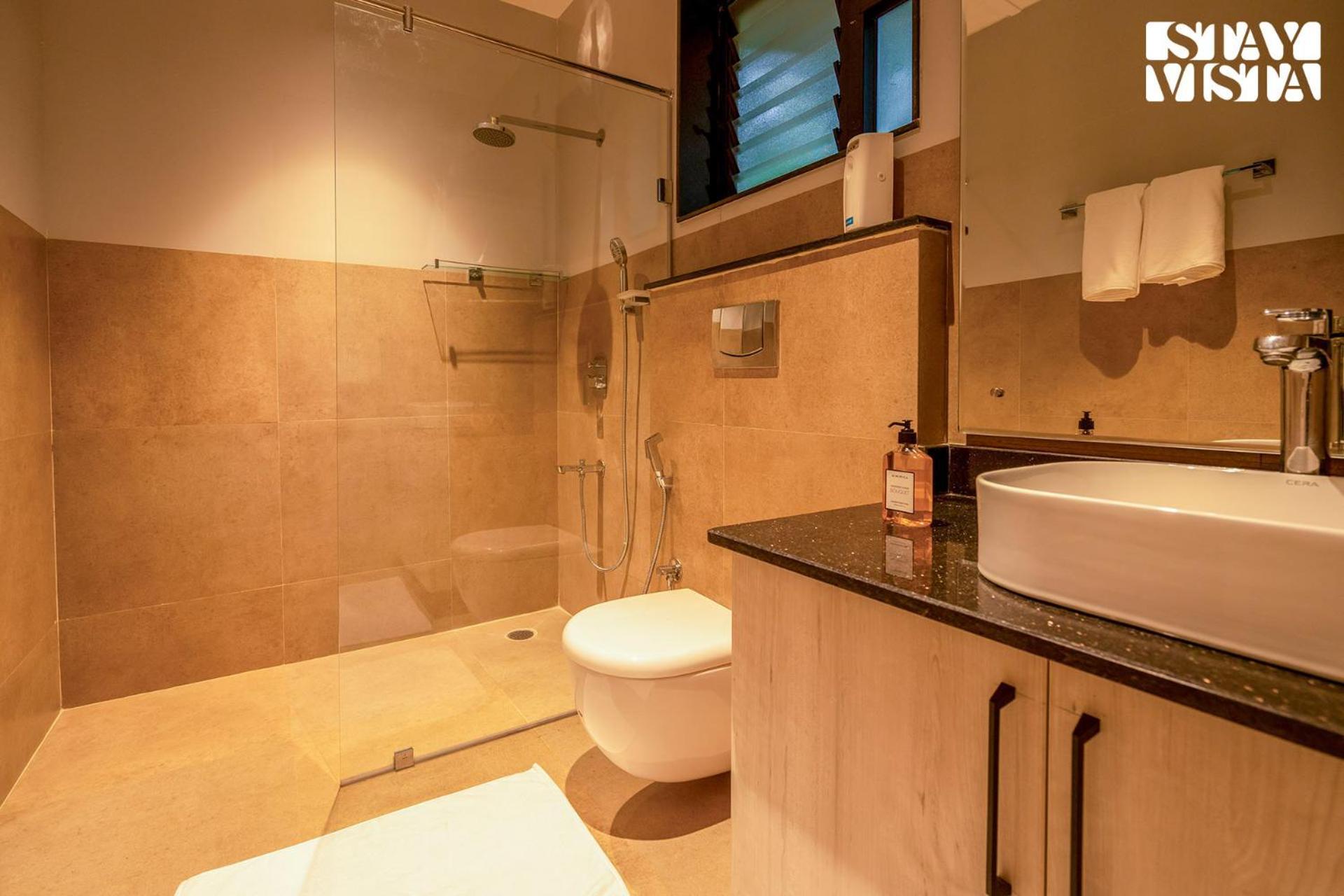 Stayvista At M Villa With Breakfast Included Бангалор Екстериор снимка