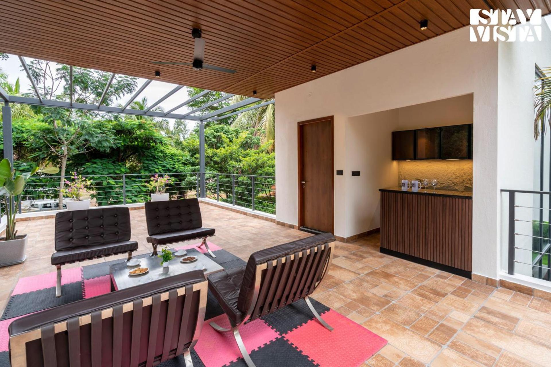 Stayvista At M Villa With Breakfast Included Бангалор Екстериор снимка