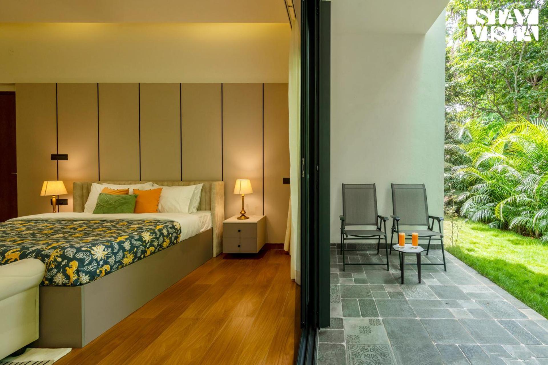 Stayvista At M Villa With Breakfast Included Бангалор Екстериор снимка