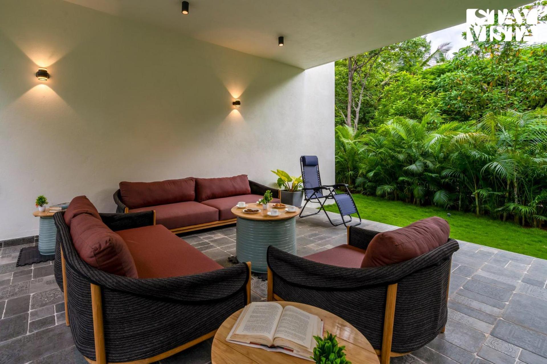 Stayvista At M Villa With Breakfast Included Бангалор Екстериор снимка